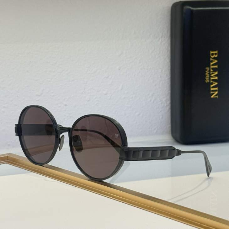 Picture of Balmain Sunglasses _SKUfw76770011fw